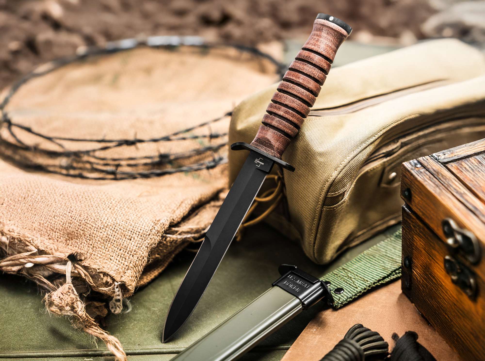 Cuțit Böker Plus M3 Trench Knife 2.1 – Stil Militar Clasic și Robusteză Reală