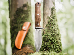 Cuțit Böker Plus Walnut Drop – Elegant, Robust și Pregătit pentru Outdoor