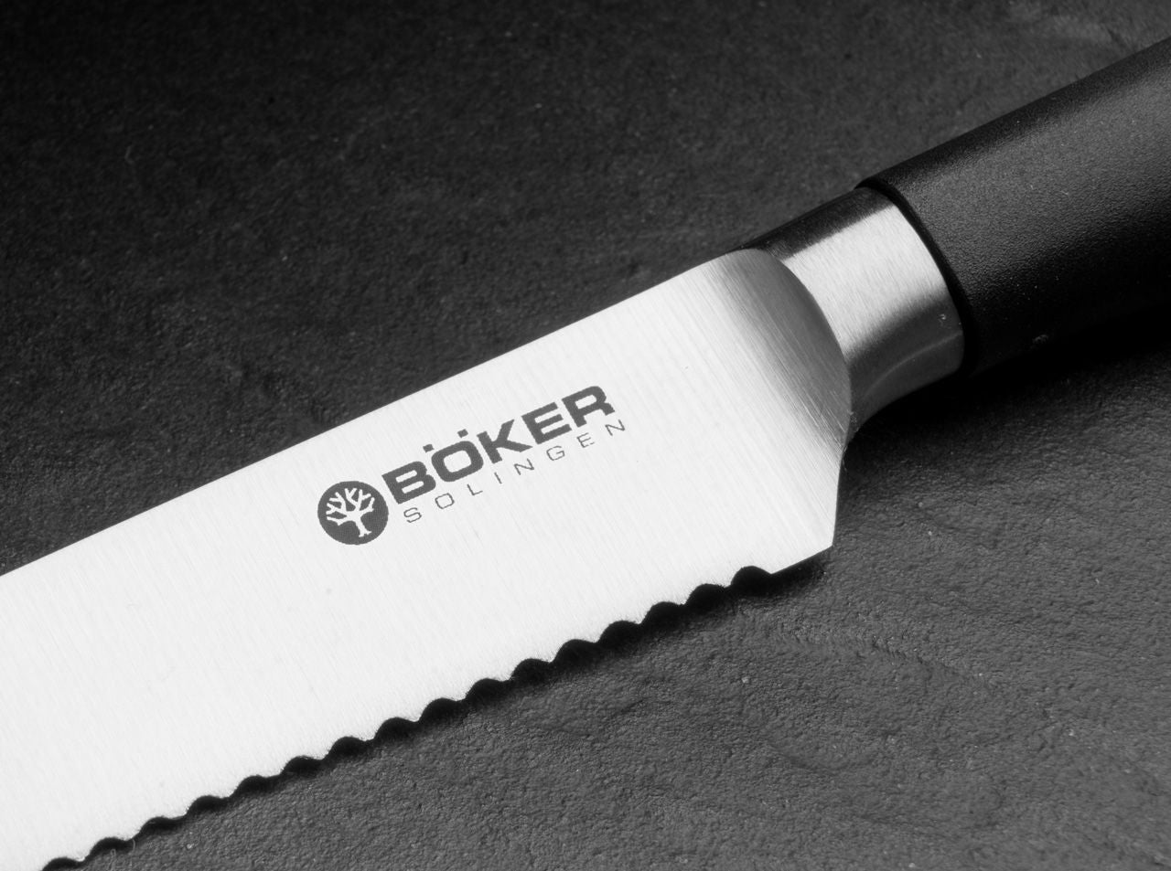 Cutit de bucatarie Böker Core Professional Tomato Knife- Precizie, Confort