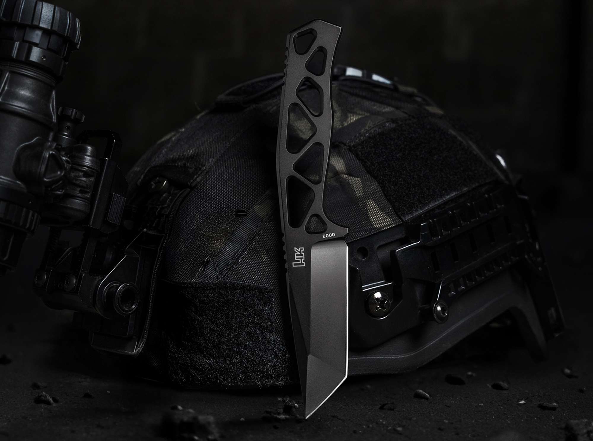 Cuțit Heckler & Koch FX01 – Compact, Extrem de Robust și Pregătit pentru Utilizare Dură
