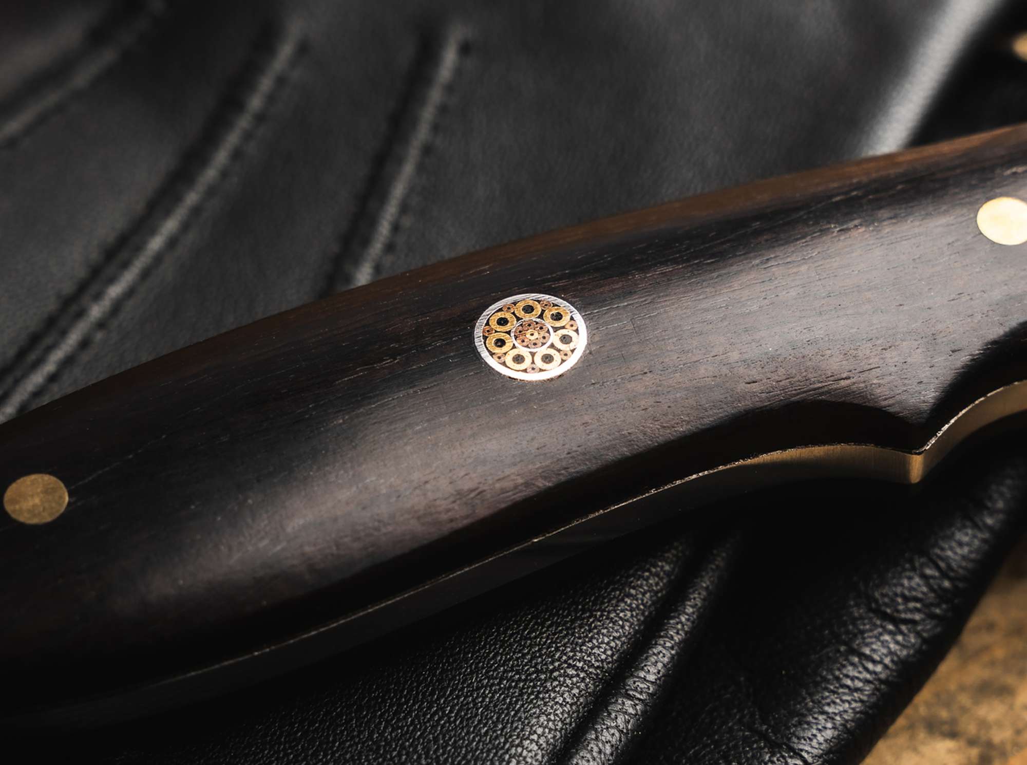 Cuțit Magnum Vernery Damast Knife – Eleganță Clasică, Lamă Premium și Funcționalitate Reală