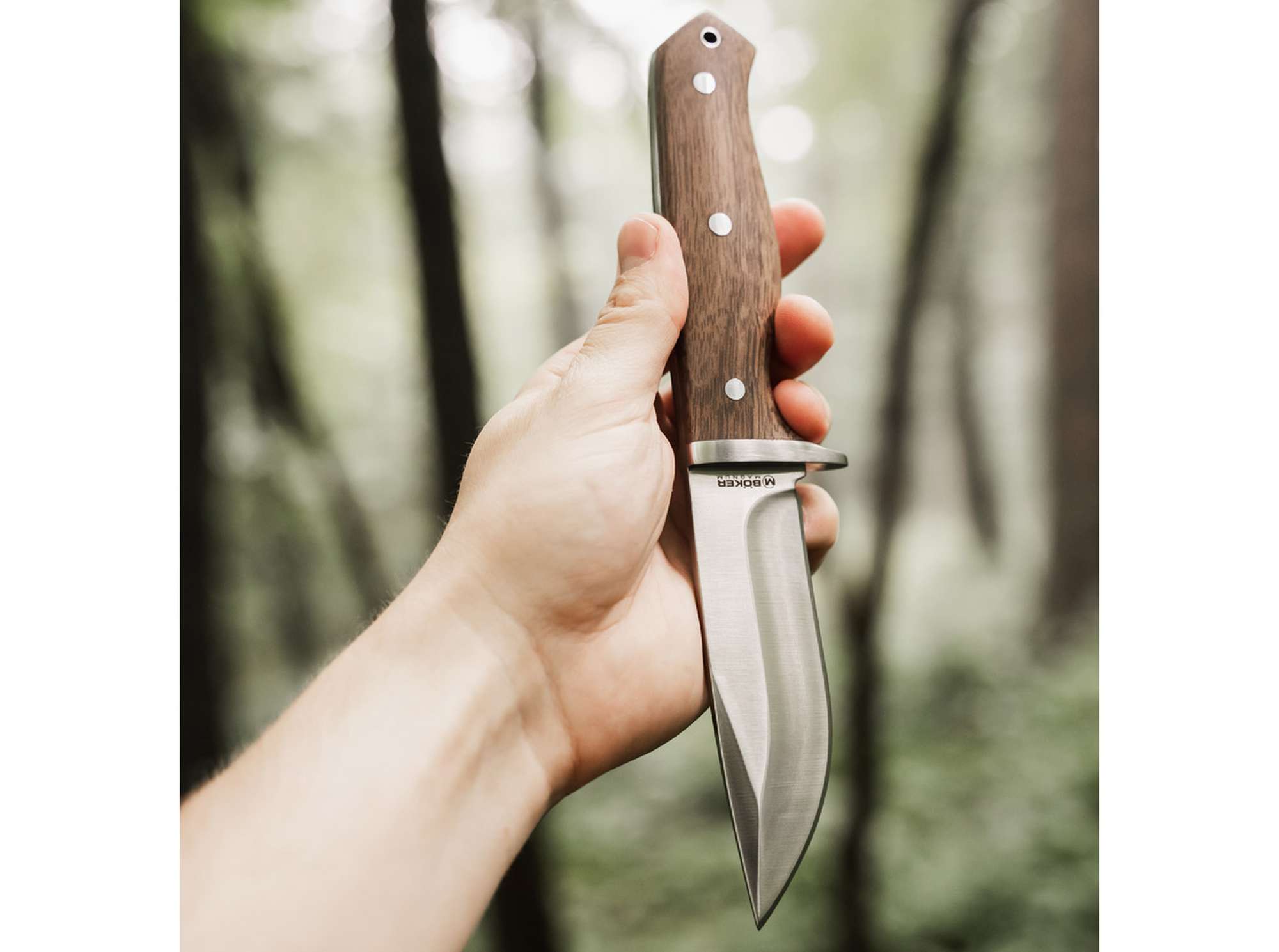 Cuțit Magnum Walnut Drop – Clasic, Elegant și Fiabil pentru Outdoor