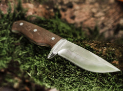 Cuțit Magnum Walnut Drop – Clasic, Elegant și Fiabil pentru Outdoor