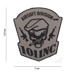 Embleem 3D PVC Airsoft Division 101 INC Gri - Afișează-ți Identitatea Tactică
