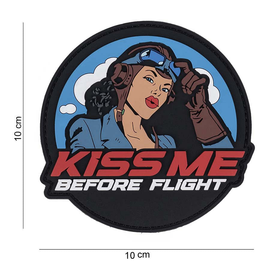 Embleem 3D PVC Kiss me before flight - Afirmă-ți Curajul