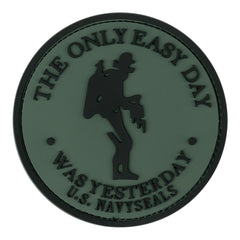 Embleem 3D PVC The Only Easy Day - Declară-ți Forța Interioară