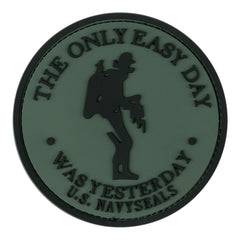 Emblema 3D PVC The Only Easy Day - Declară-ți Forța Interioară