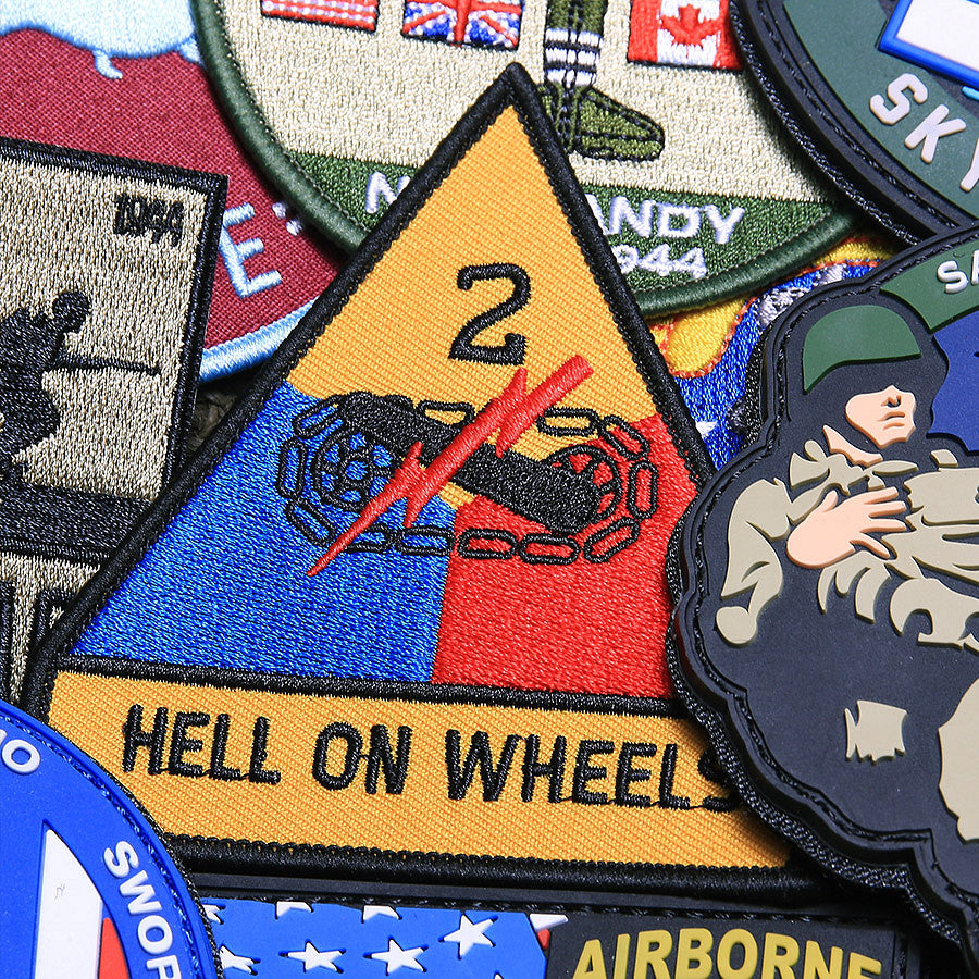 Emblema Textilă Hell on Wheels #7116 Multicoloră - Afirmă-ți Spiritul