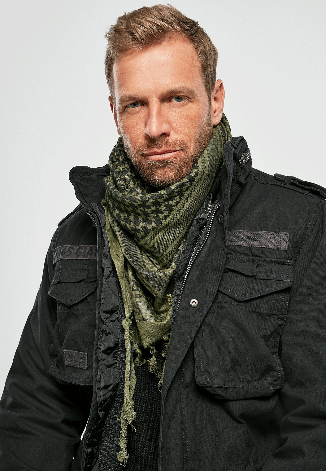 Esarfa Shemag Olive/Black Brandit - Adaptabilitate Tactica