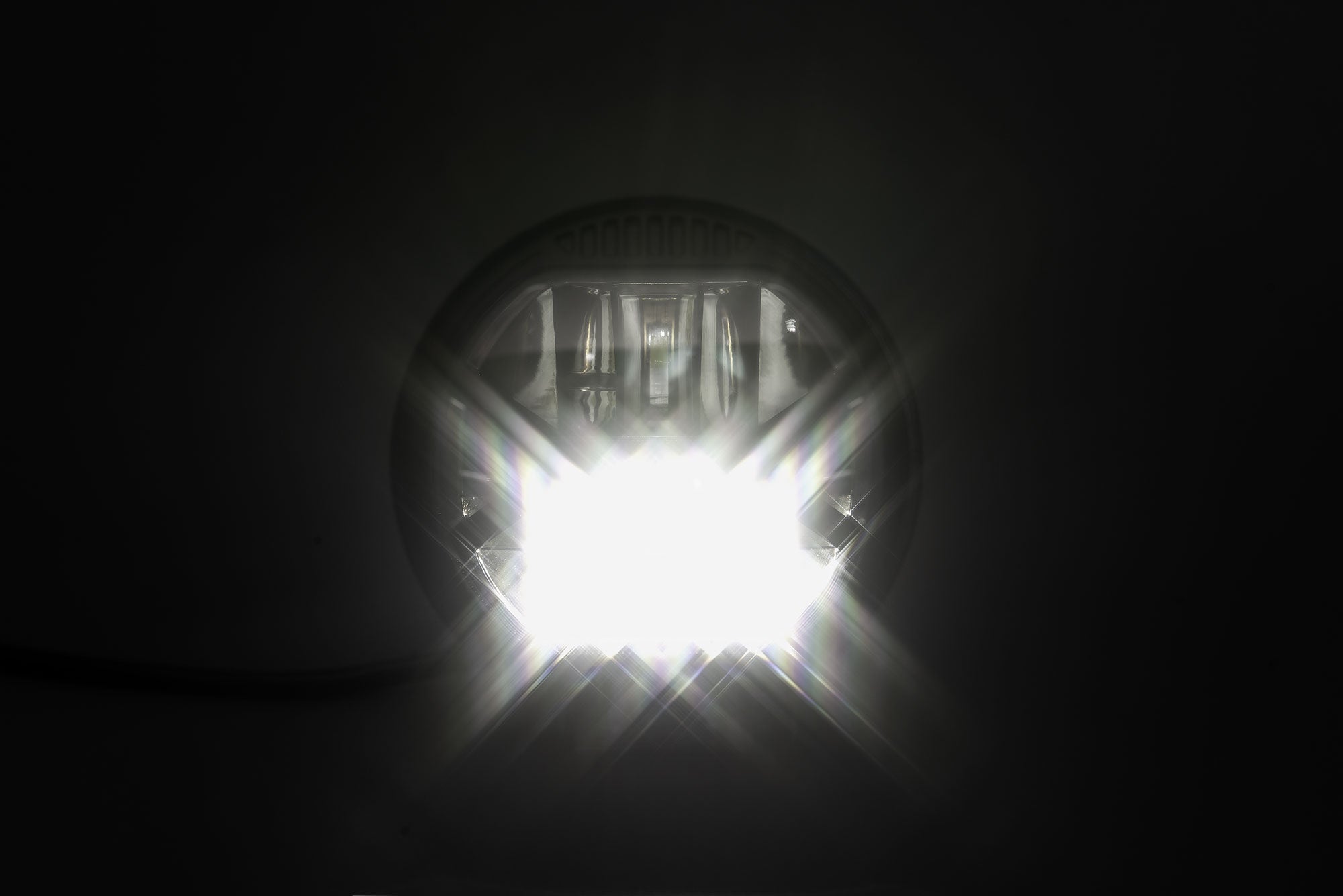 Far LED Nino gazzini - 170mm, Design Modern, Siguranță Sporită
