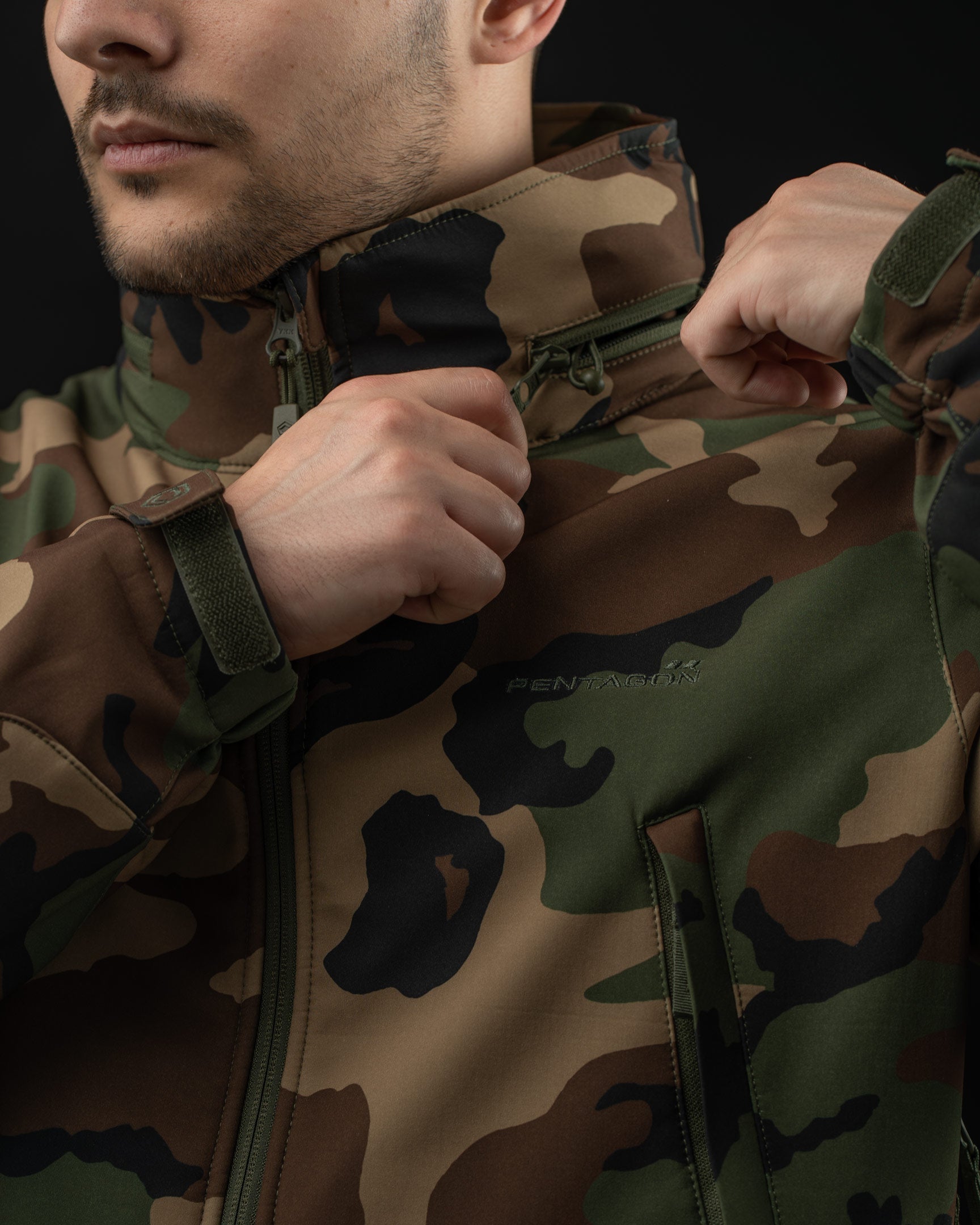 Geaca Artaxes Woodland Woodland Pentagon Tactical - Protecție și Agilitate în orice Misiune
