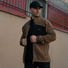 Geaca Athos 2.0 Men΄s Fleece Jacket Coyote Pentagon Tactical - Căldură, Confort și Adaptabilitate Tactică
