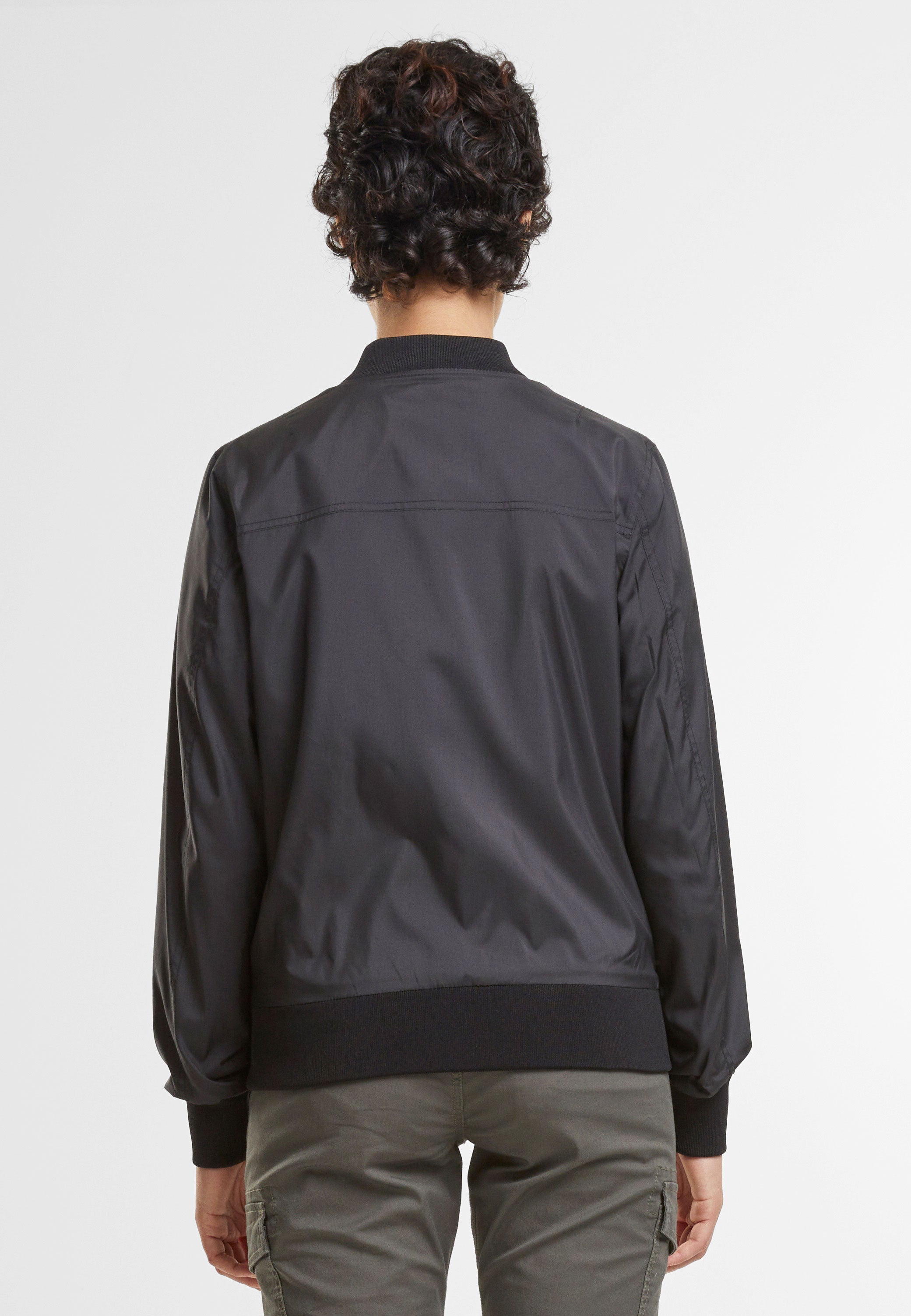 Geaca Bomber Jula Negru Dama Brandit - Stil Urban Rezistent