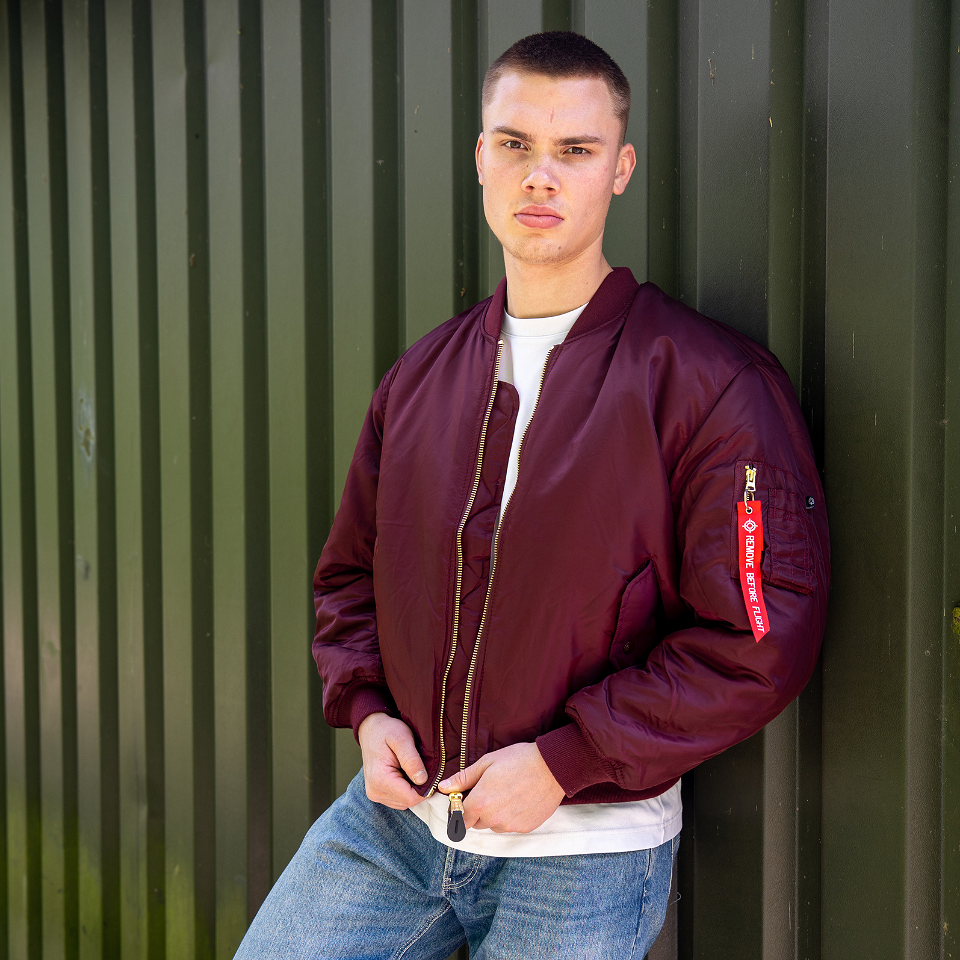 Geacă Bomber MA-1 Bordo Fostex Garments - Durabilitate Tactică & Stil Iconic