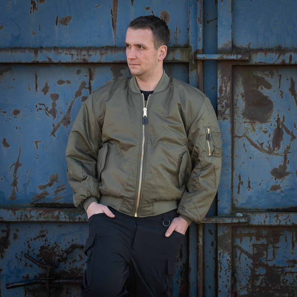 Geacă Bomber MA-1 Dark Olive Fostex Garments - Durabilitate & Stil Autentic