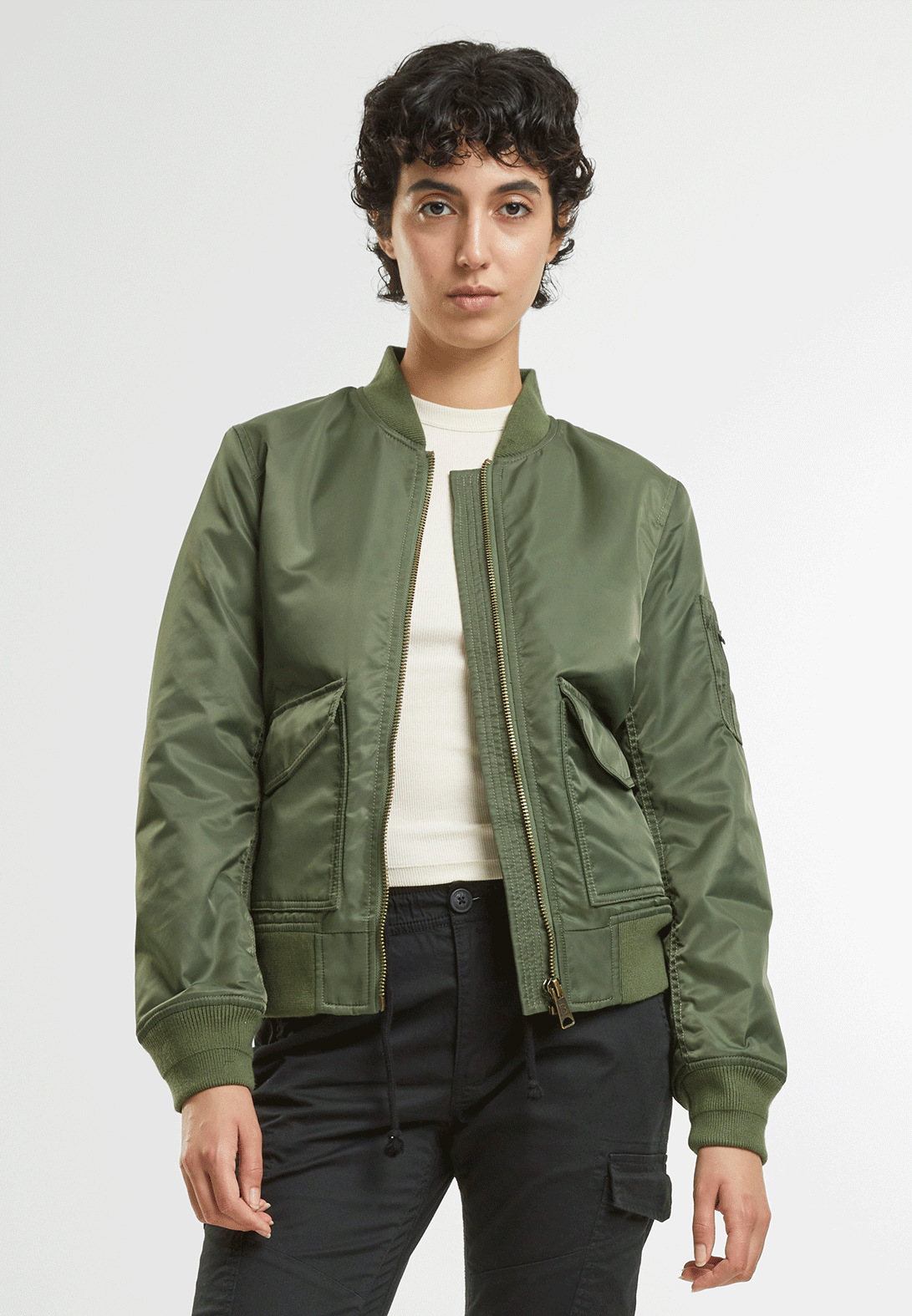 Geaca Bomber Sherpa Olive Dama Brandit - Caldura si Stil Urban