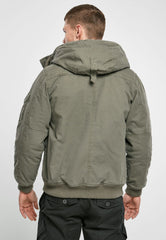Geaca Bronx Olive Brandit - Stil si Durabilitate