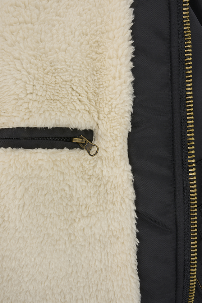 Geaca CWU Hooded Negru Brandit - Confort si Durabilitate