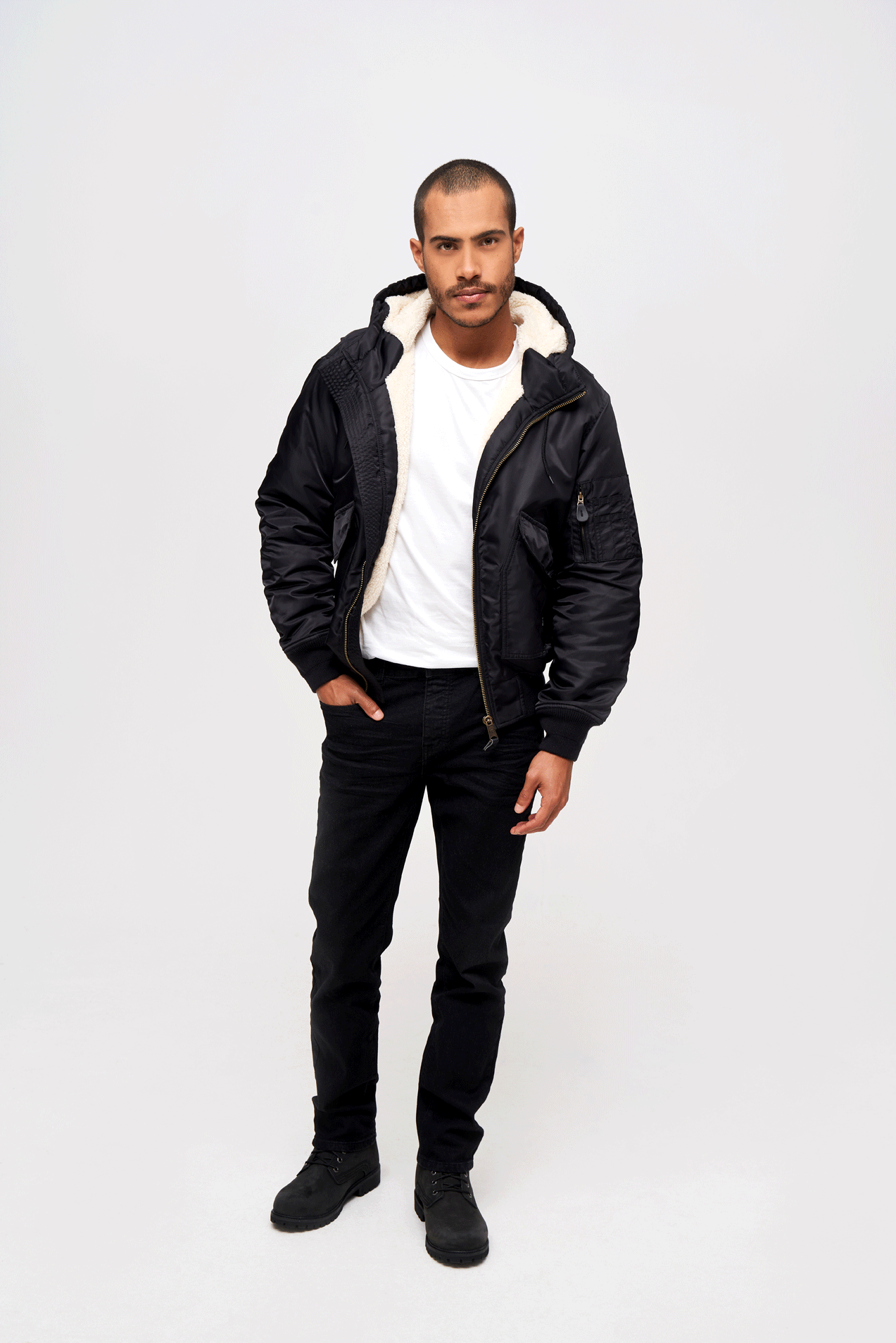 Geaca CWU Hooded Negru Brandit - Confort si Durabilitate