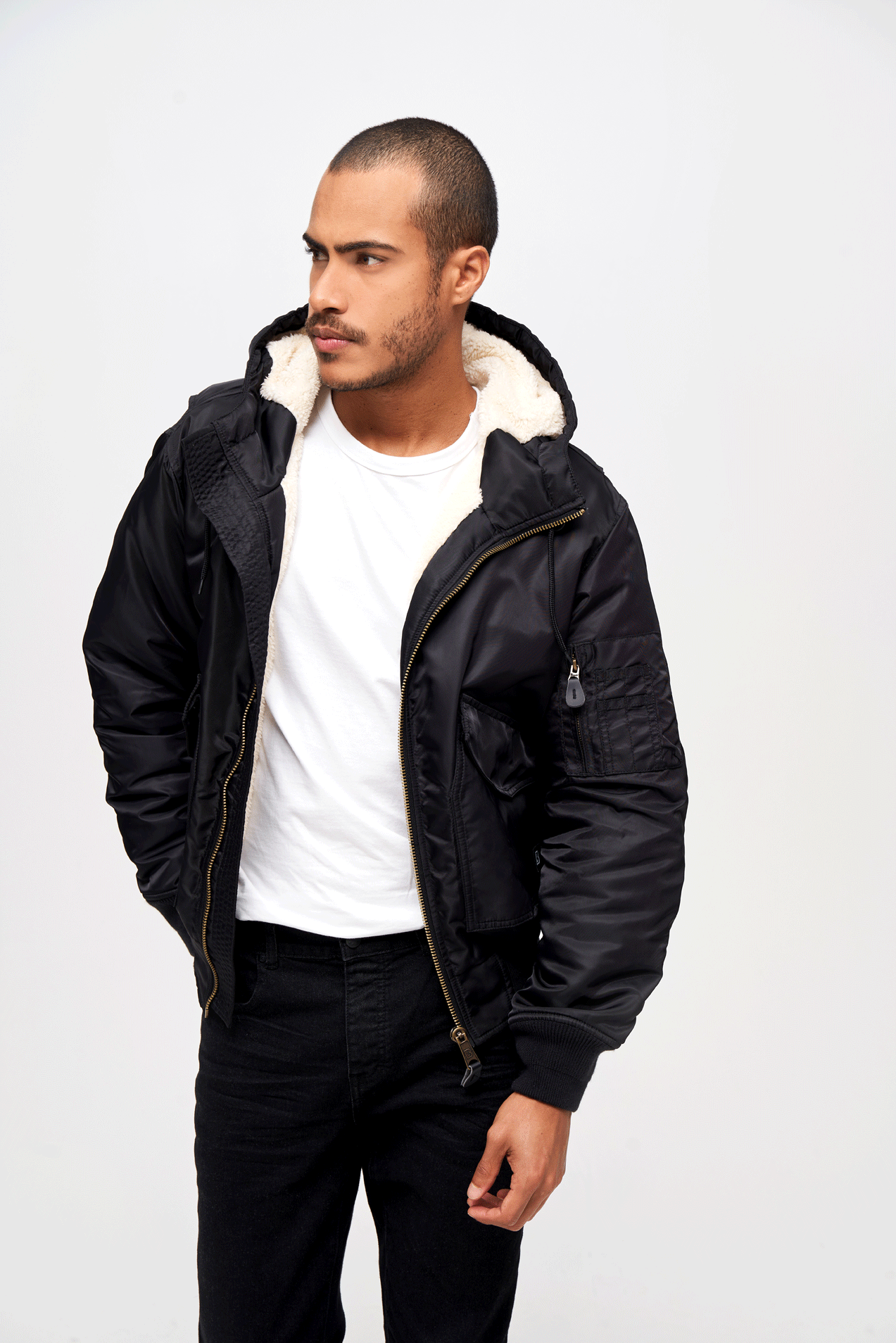 Geaca CWU Hooded Negru Brandit - Confort si Durabilitate