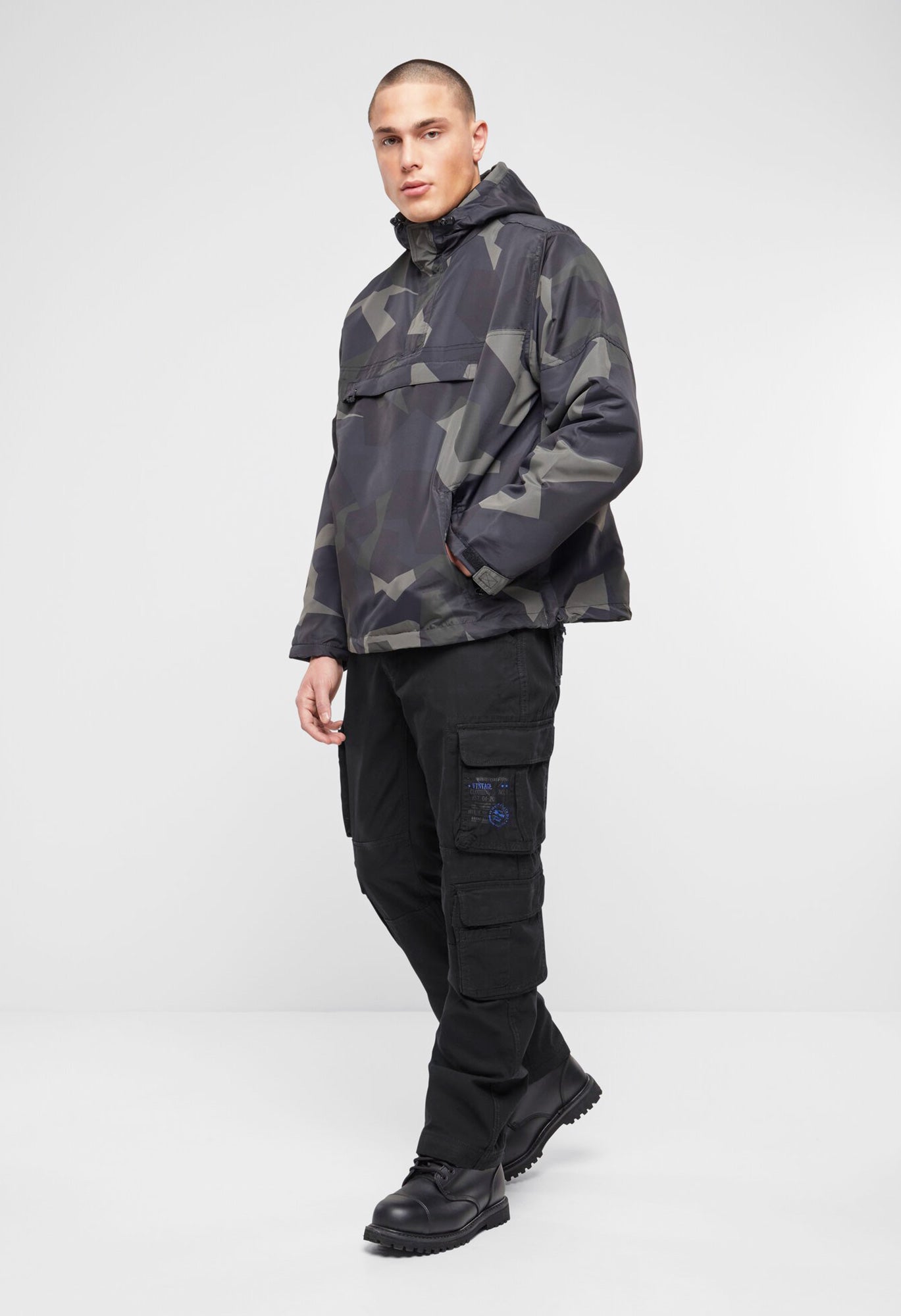 Geaca de Vant M90 Darkcamo Brandit - Confort Tactic Zilnic