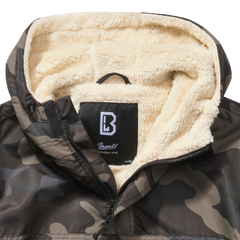 Geaca de Vant Sherpa Dark Camo Brandit - Protectie si Versatilitate