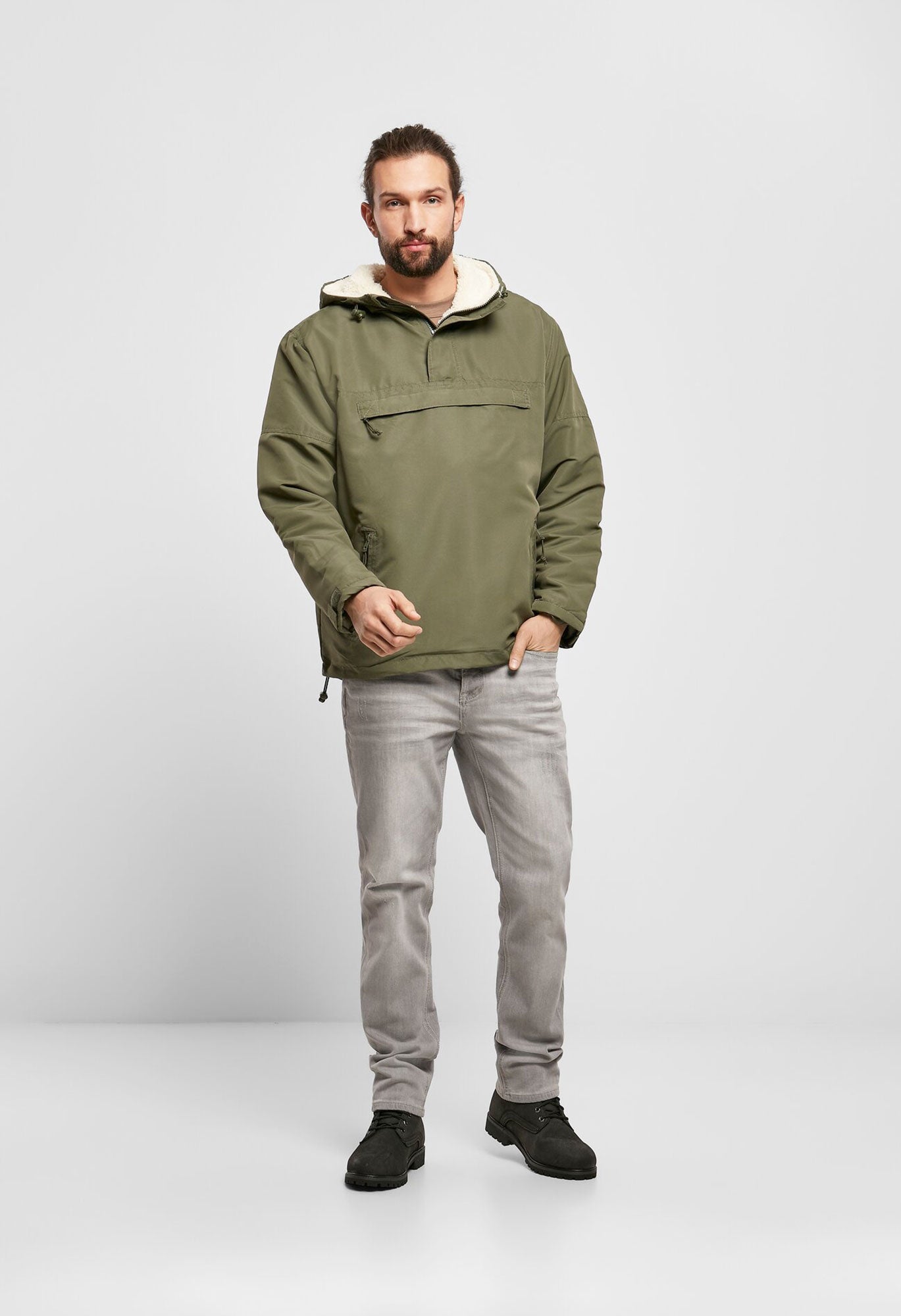 Geaca de Vant Sherpa Olive Brandit - Caldura si Protectie
