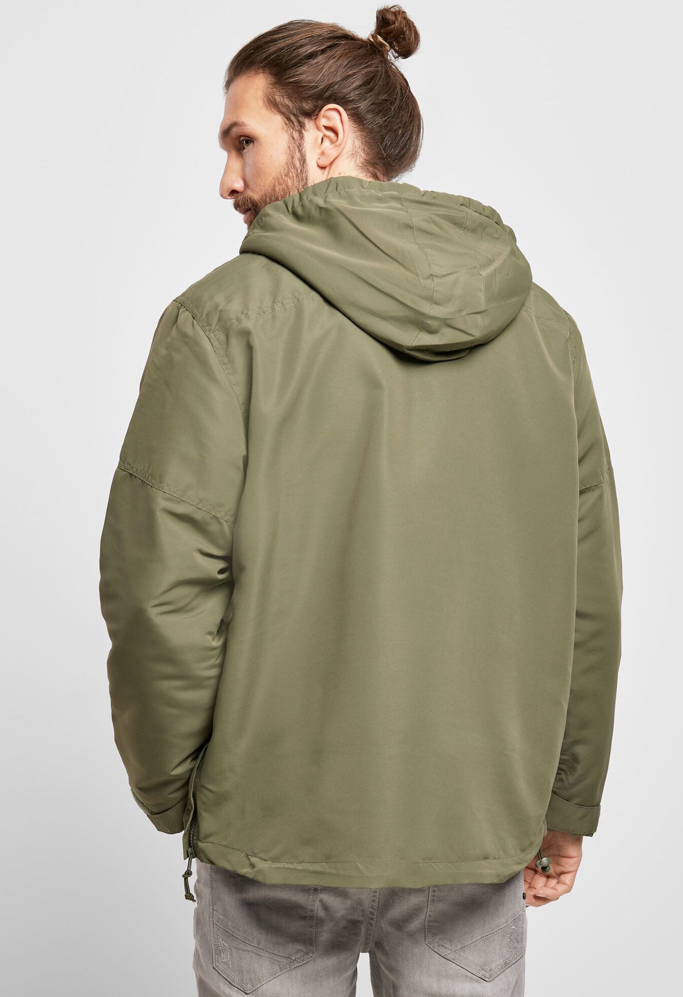 Geaca de Vant Sherpa Olive Brandit - Caldura si Protectie