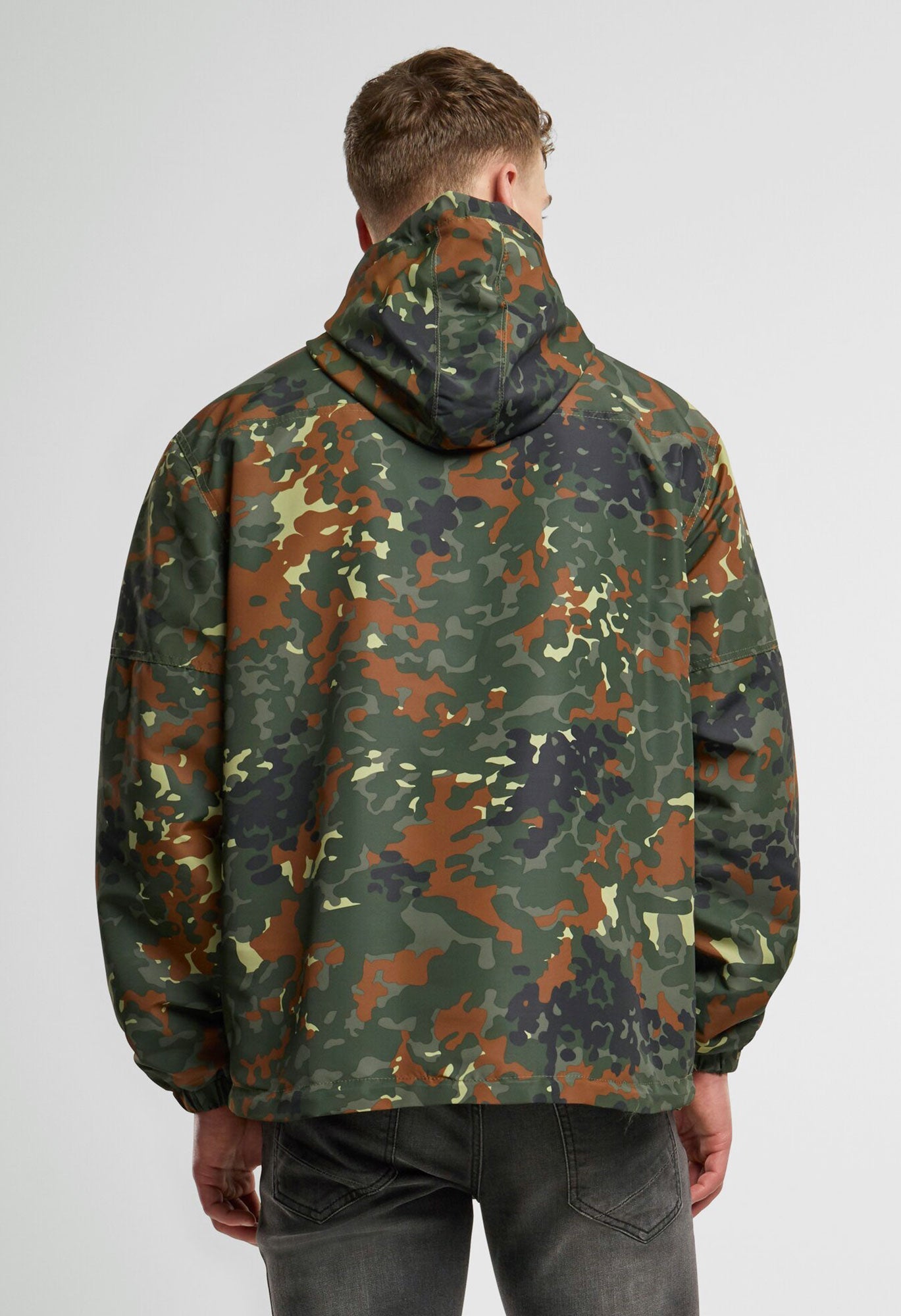 Geaca de Vant Summer Flecktarn Brandit - Ușurință și Protecție