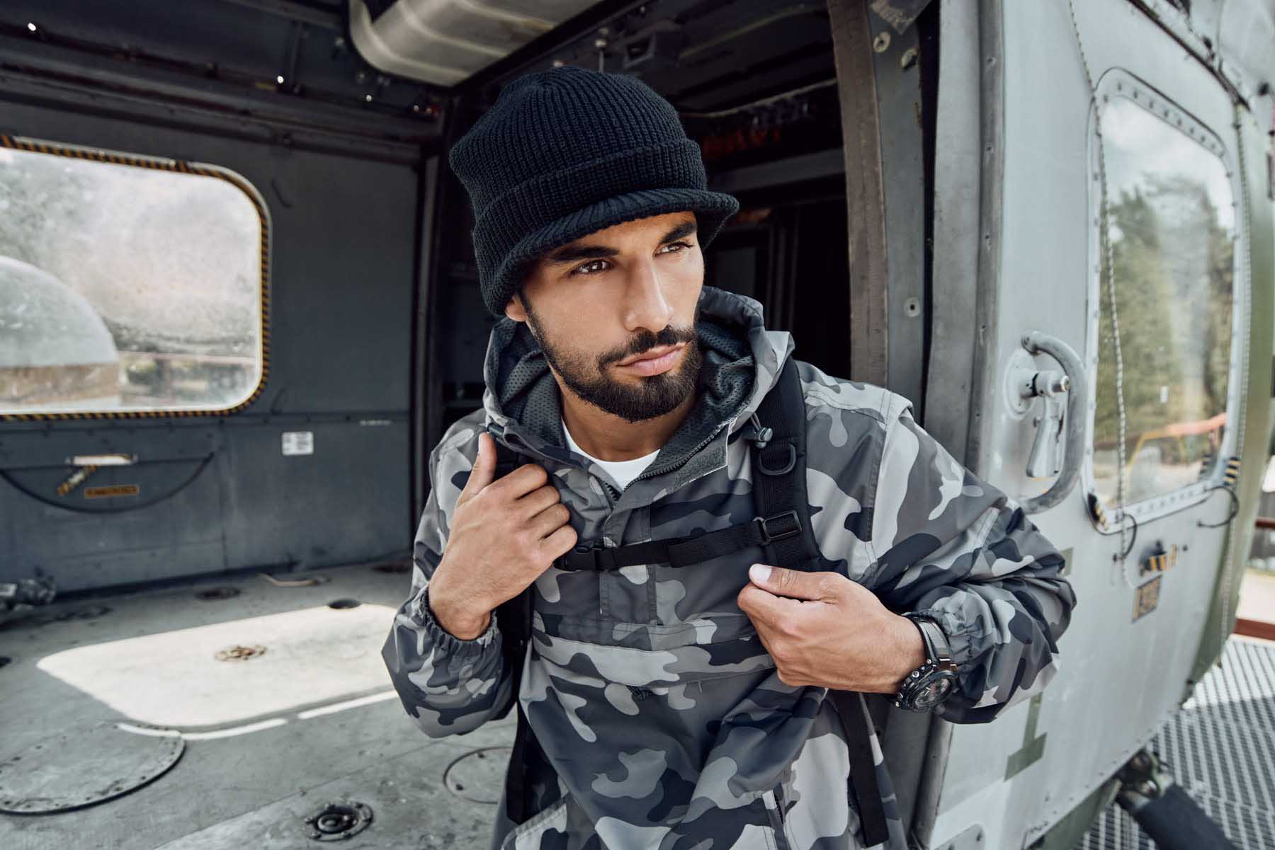 Geaca de Vant Summer Grey Camo Brandit - Protectie Usoara