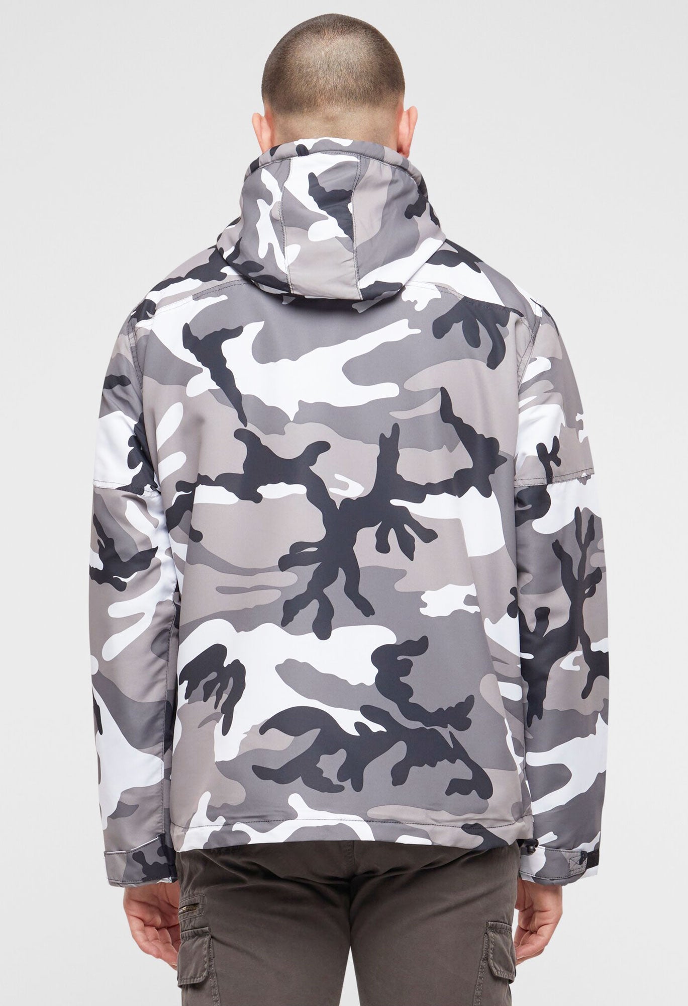 Geaca de Vant Urban Brandit - Protectie Esentiala Urbana