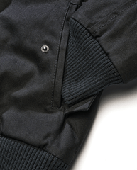 Geaca Essential Negru Brandit - Confort si Adaptabilitate