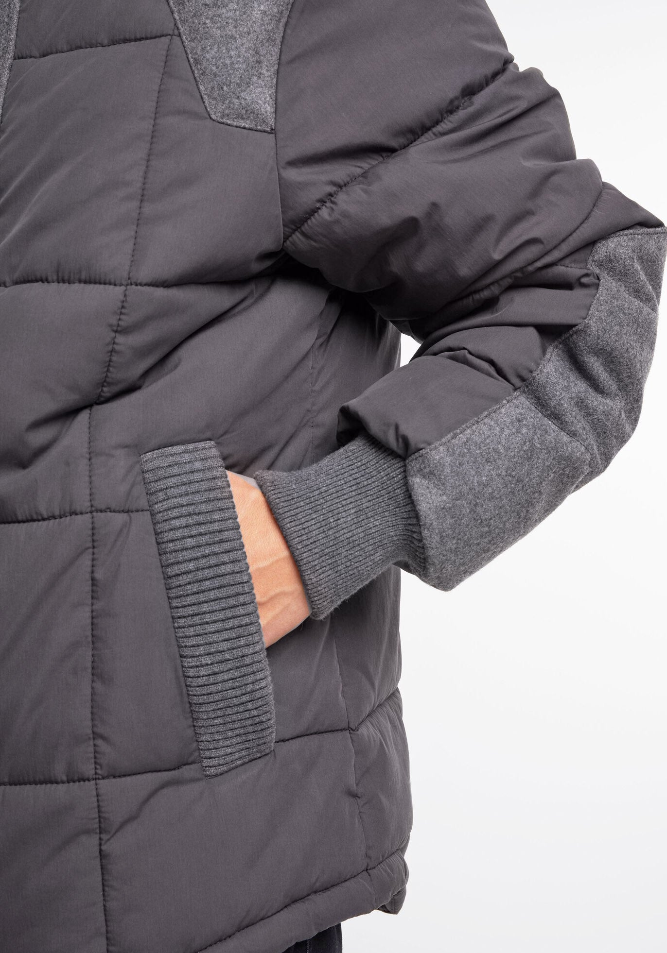 Geaca Garret Black/Anthracite Brandit - Caldura si Mobilitate