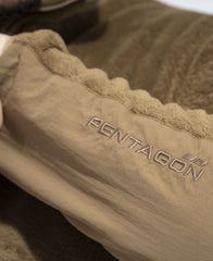 Geaca Grizzly 1/2 Jacket | Coyote Pentagon Tactical - Confort Termic Superior și Durabilitate
