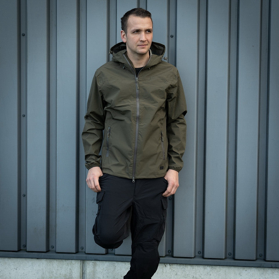 Geacă Hardshell TF-2215 Ranger Green - Protecție Supremă în Orice Vreme