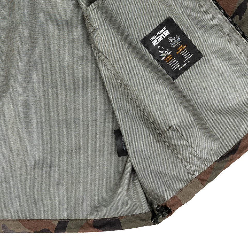 Geacă Hardshell TF-2215 Woodland TF-2215 - Protecție Supremă în Orice Misiune