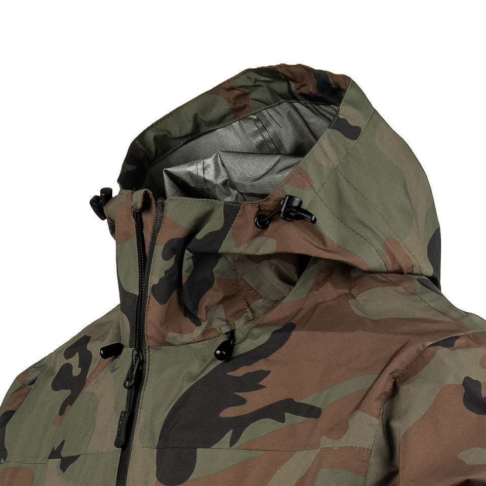 Geacă Hardshell TF-2215 Woodland TF-2215 - Protecție Supremă în Orice Misiune
