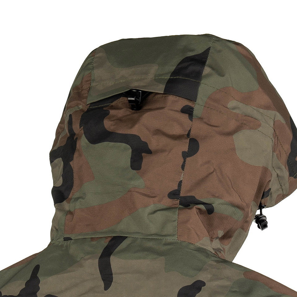 Geacă Hardshell TF-2215 Woodland TF-2215 - Protecție Supremă în Orice Misiune