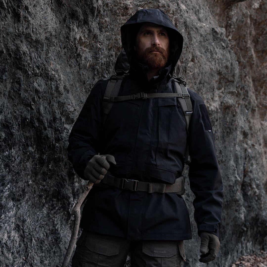 Geaca Hurricane Shell Jacket Black Pentagon Tactical - Protecție Integrală în Condiții Extreme