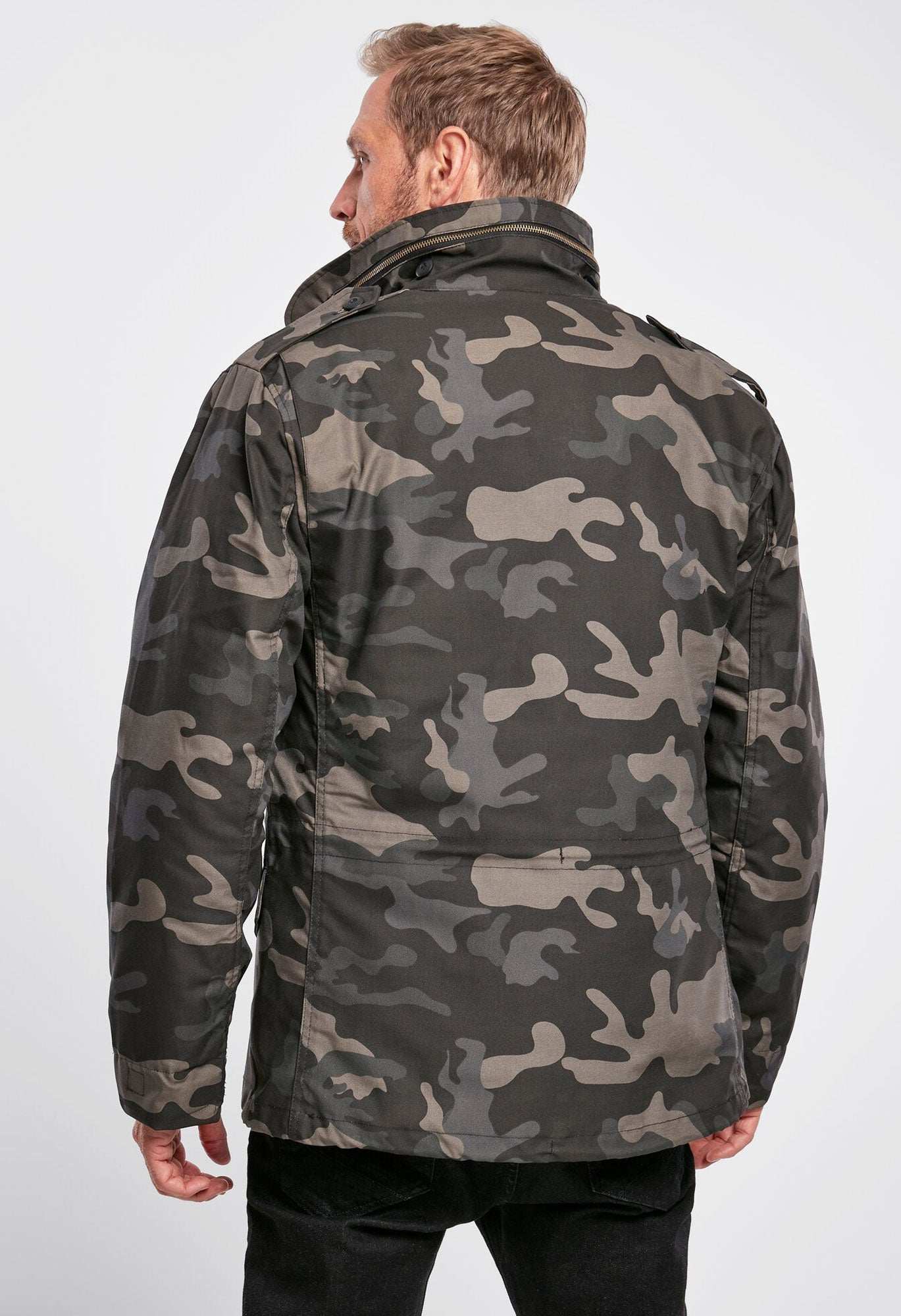 Geaca M65 Classic Dark Camo Brandit - Versatilitate Urbana