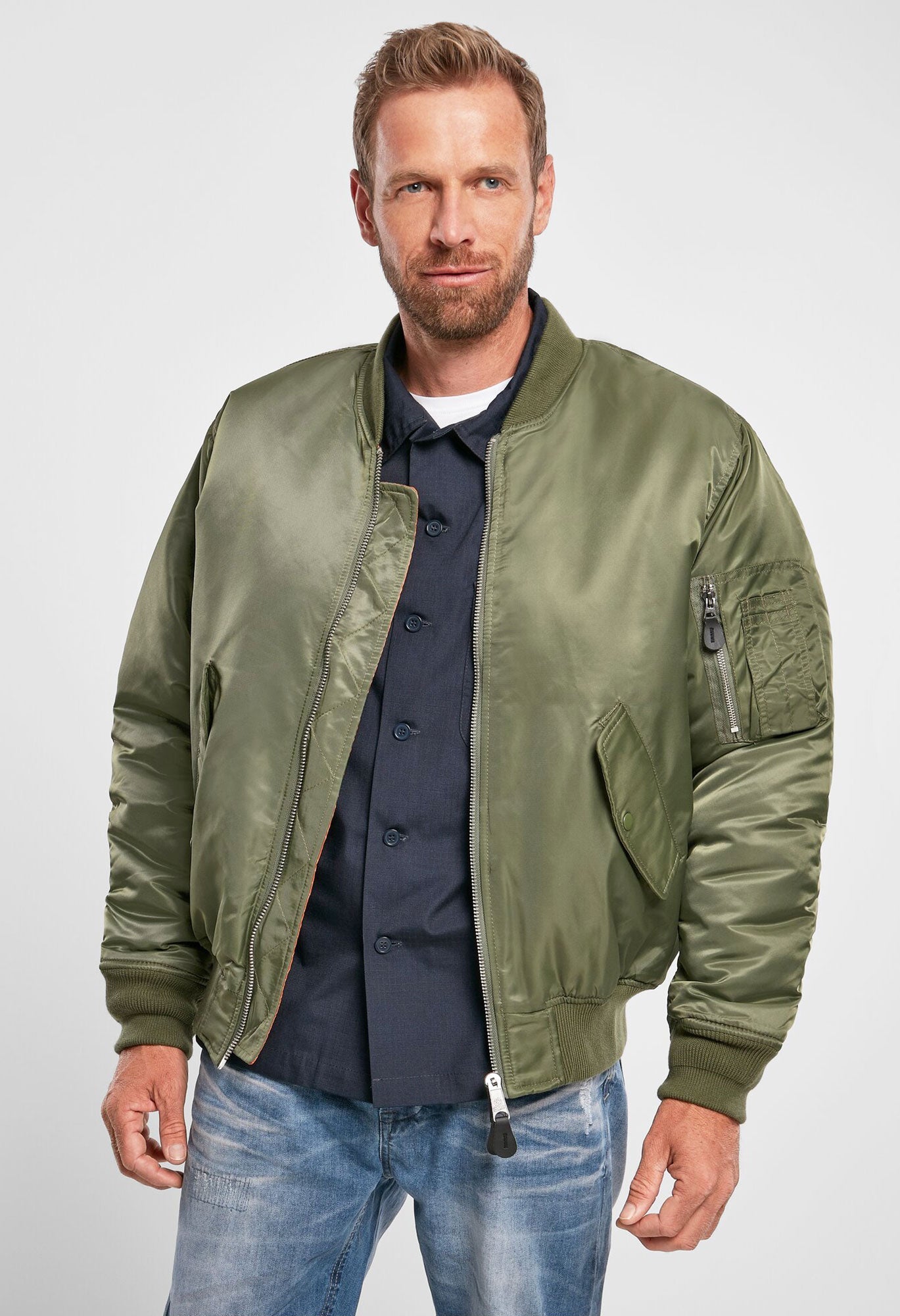 Geaca MA1 Olive Brandit - Caldura si Durabilitate