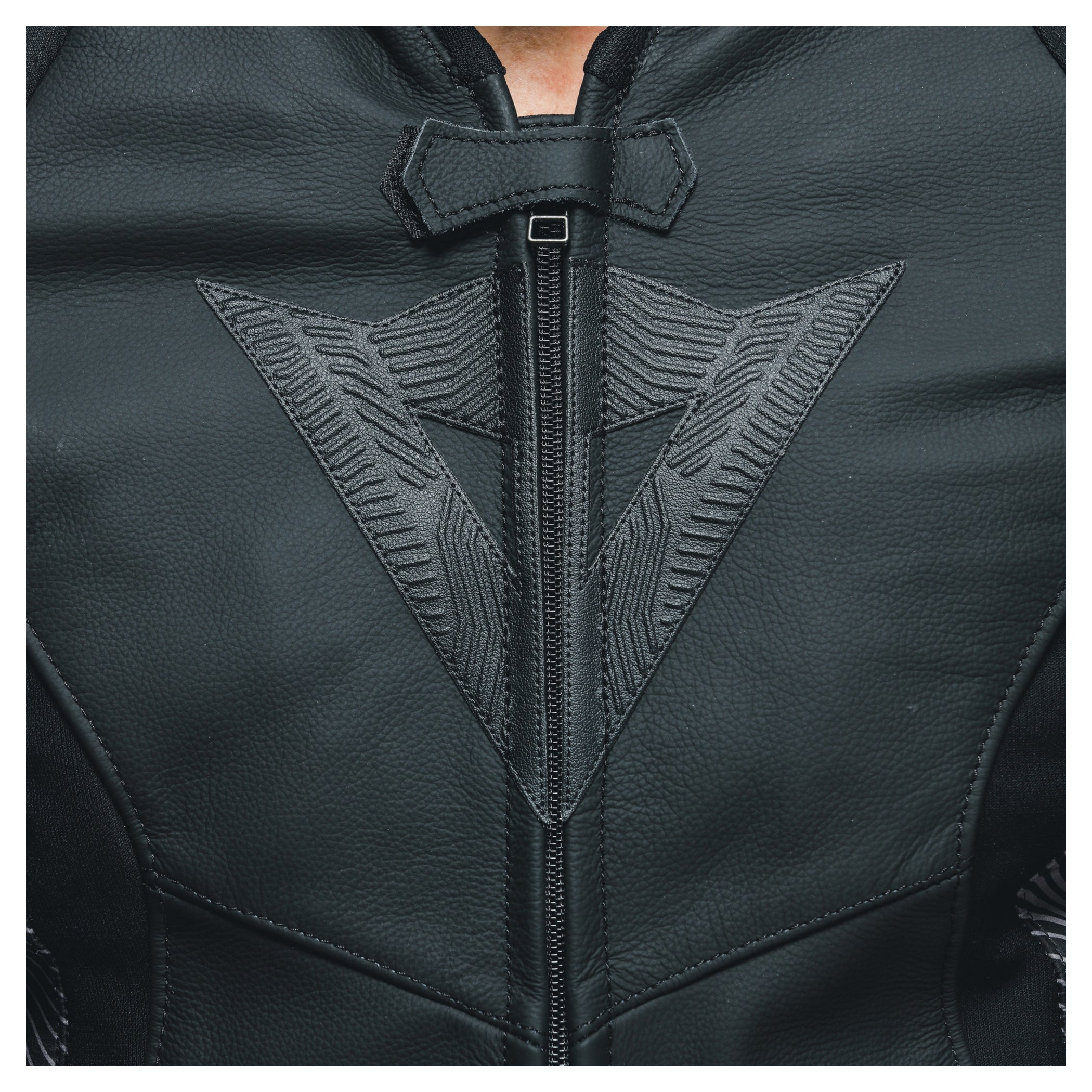 Geacă Moto Dainese Avro 5 - Piele, Protecții Aluminiu