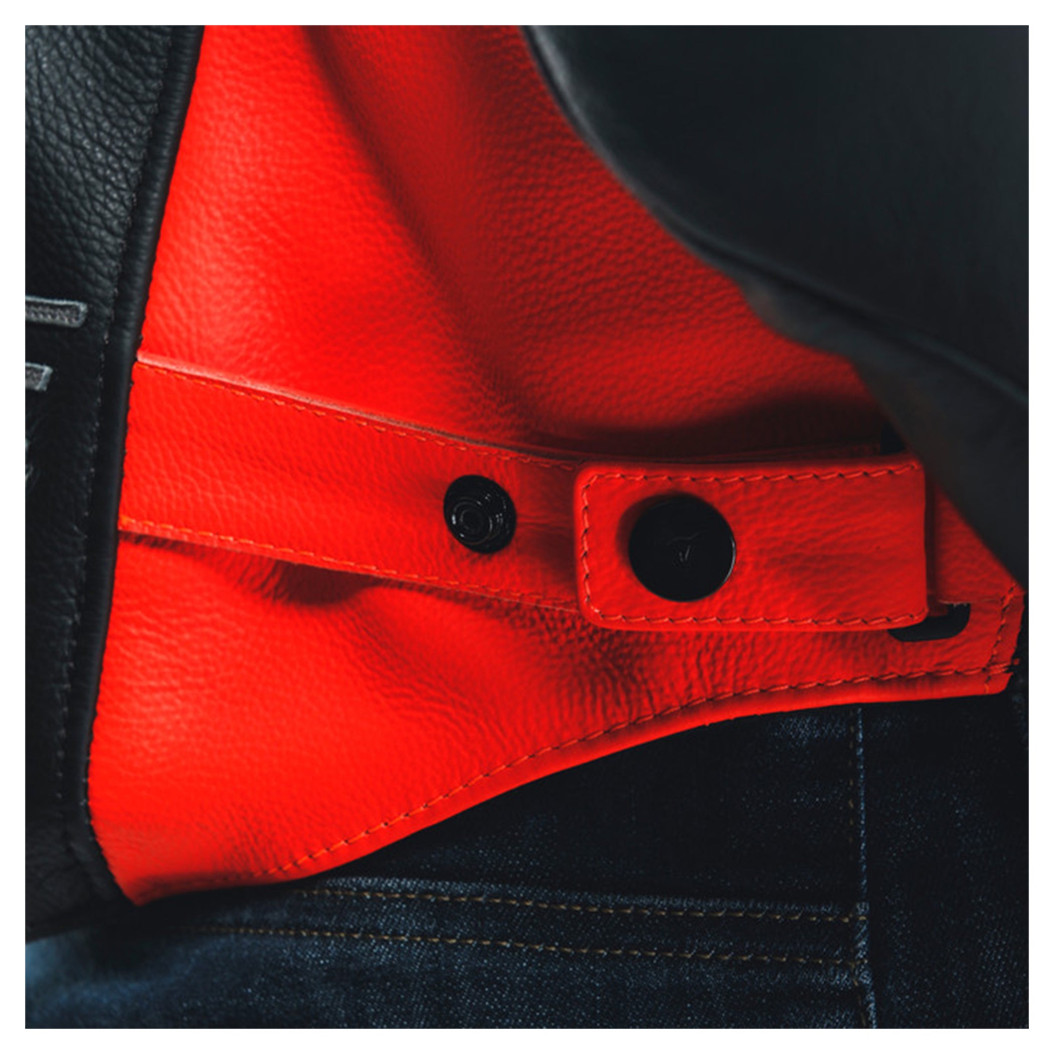 Geacă Moto Piele Racing 4 Dainese - Protecție & Stil Sportiv