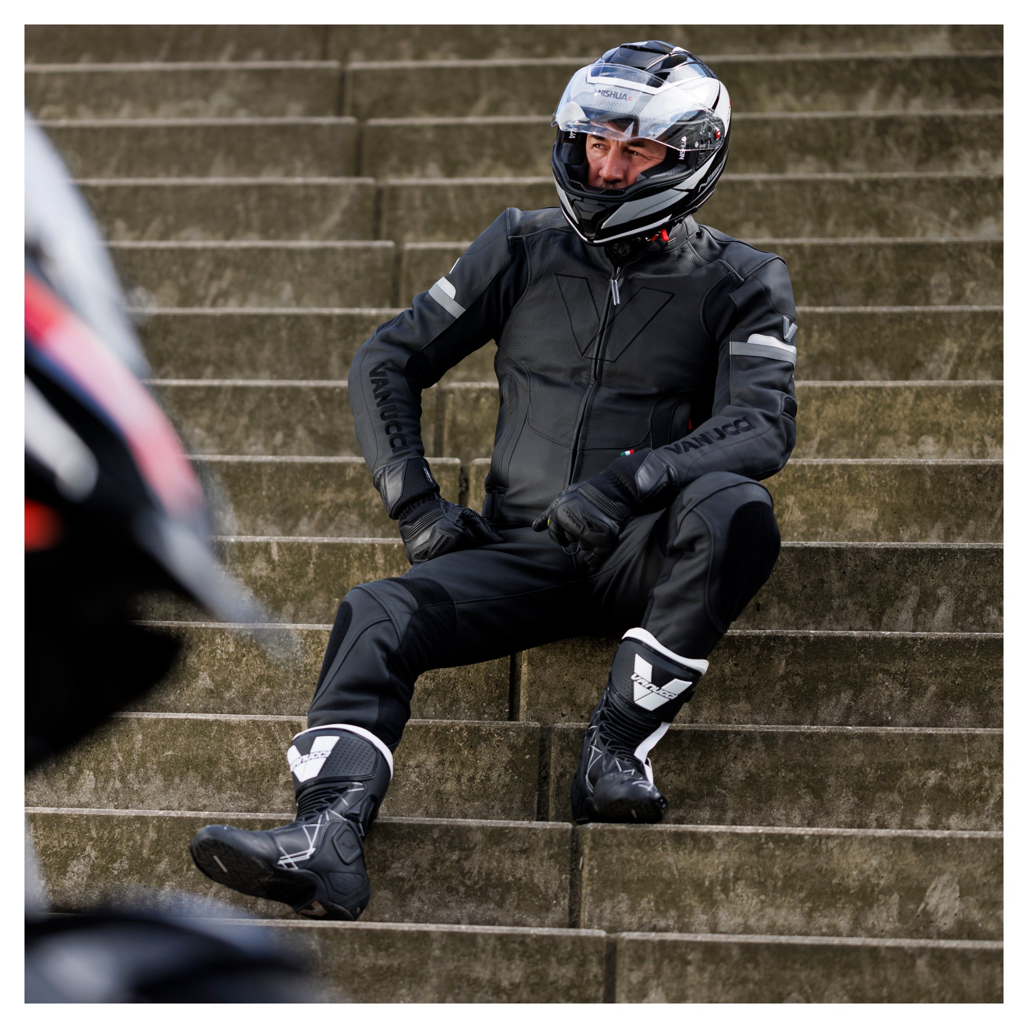 Geacă Moto Piele Vanucci VSJ-2 - Sportivă, Dinamică, Protecție AA