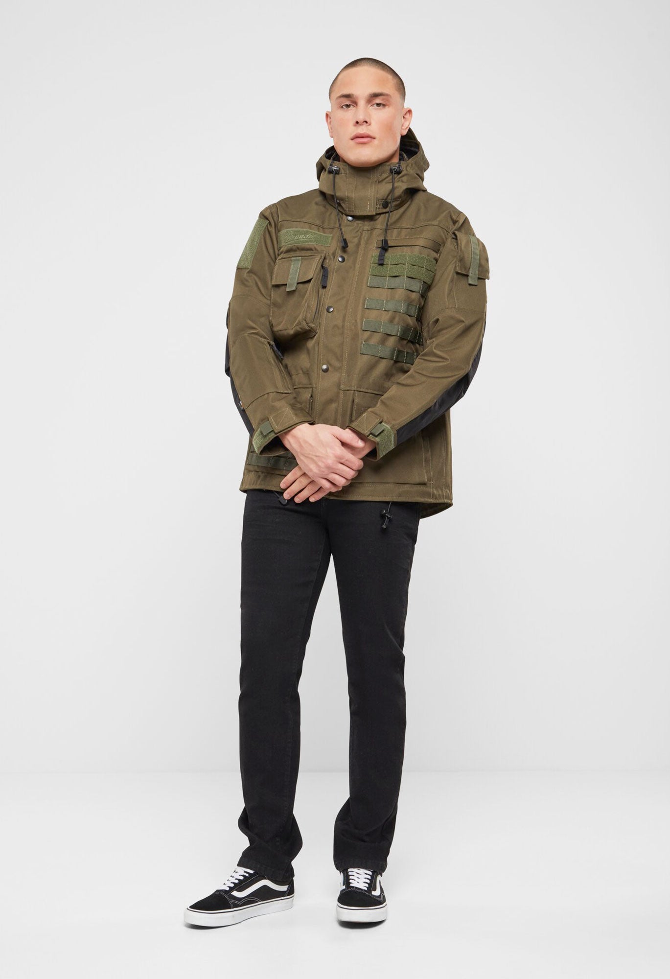 Geaca Performance Outdoor Olive Brandit - Caldura si Mobilitate
