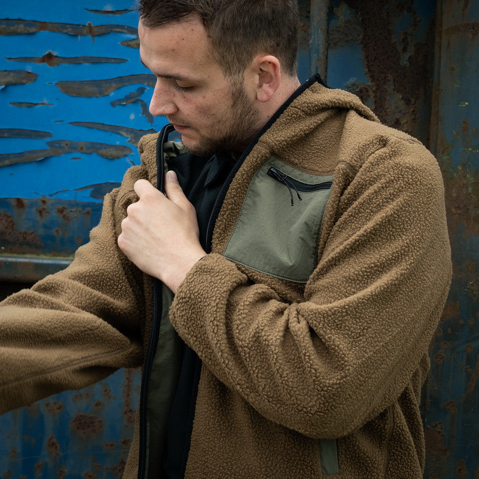 Geacă Reversible Sherpa Softshell Coyote/Ranger Green - Versatilitate Tactică Superioară