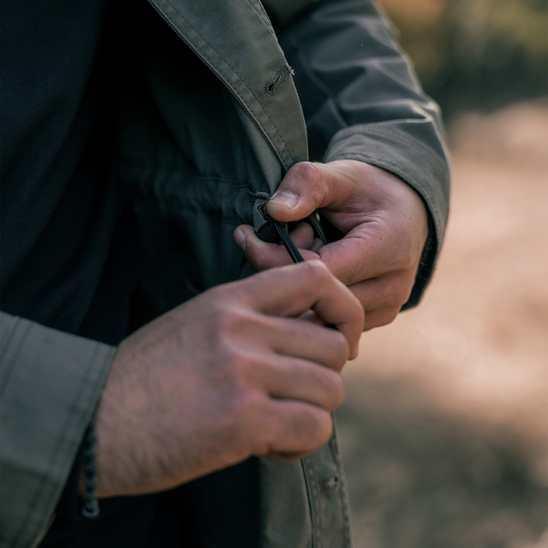 Geaca Rogue Hero Field Jacket Cinder Grey Pentagon Tactical - Stil și Performanță în orice Misiune