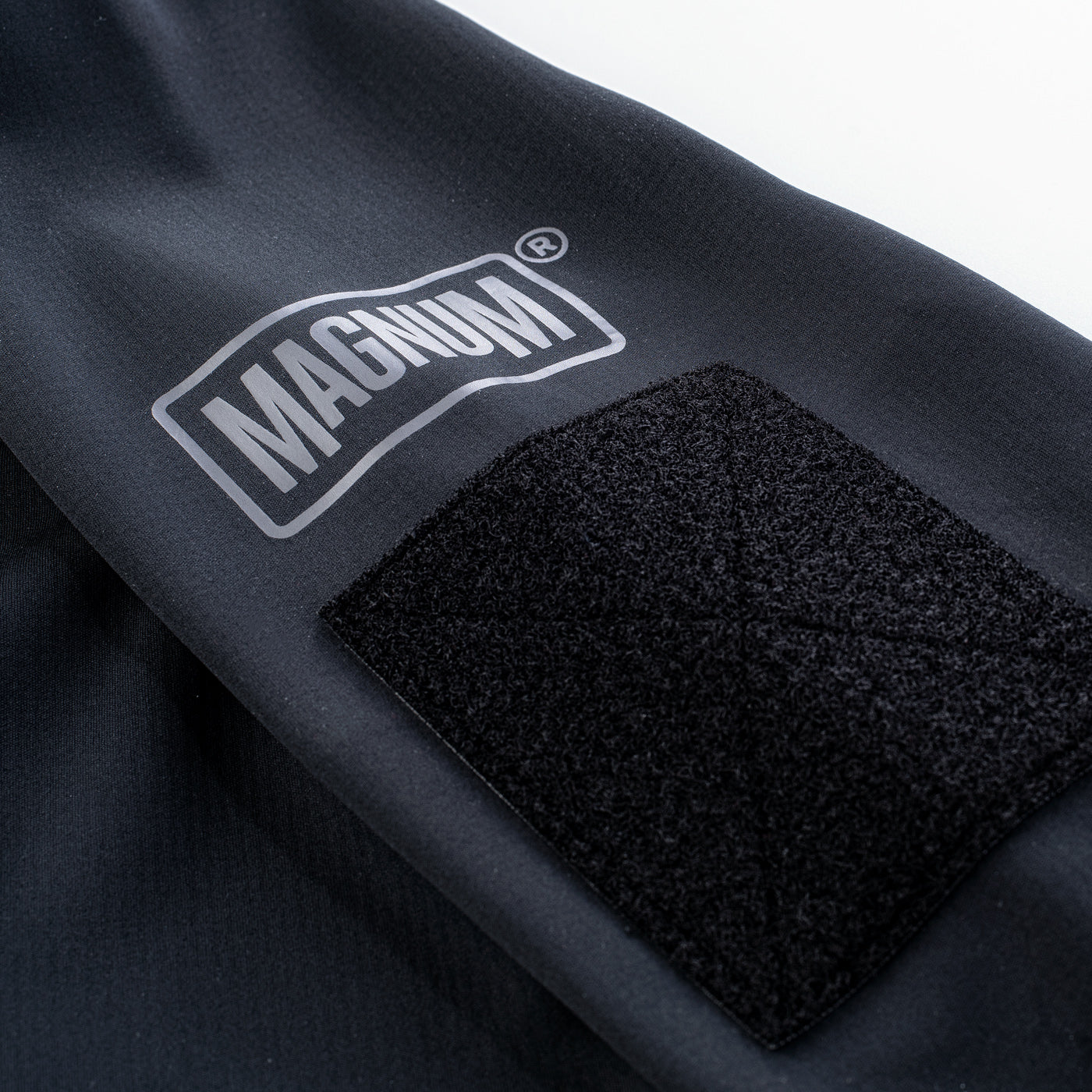 Geacă Softshell Bărbați MAGNUM CERVUS - Impermeabilă, Respirabilă, 4-Way Stretch - 4