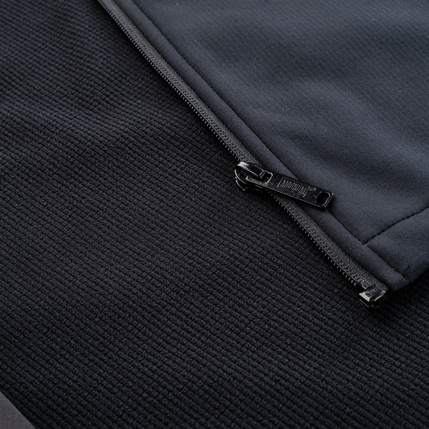 Geacă Softshell Bărbați MAGNUM CERVUS - Impermeabilă, Respirabilă, 4-Way Stretch - 5