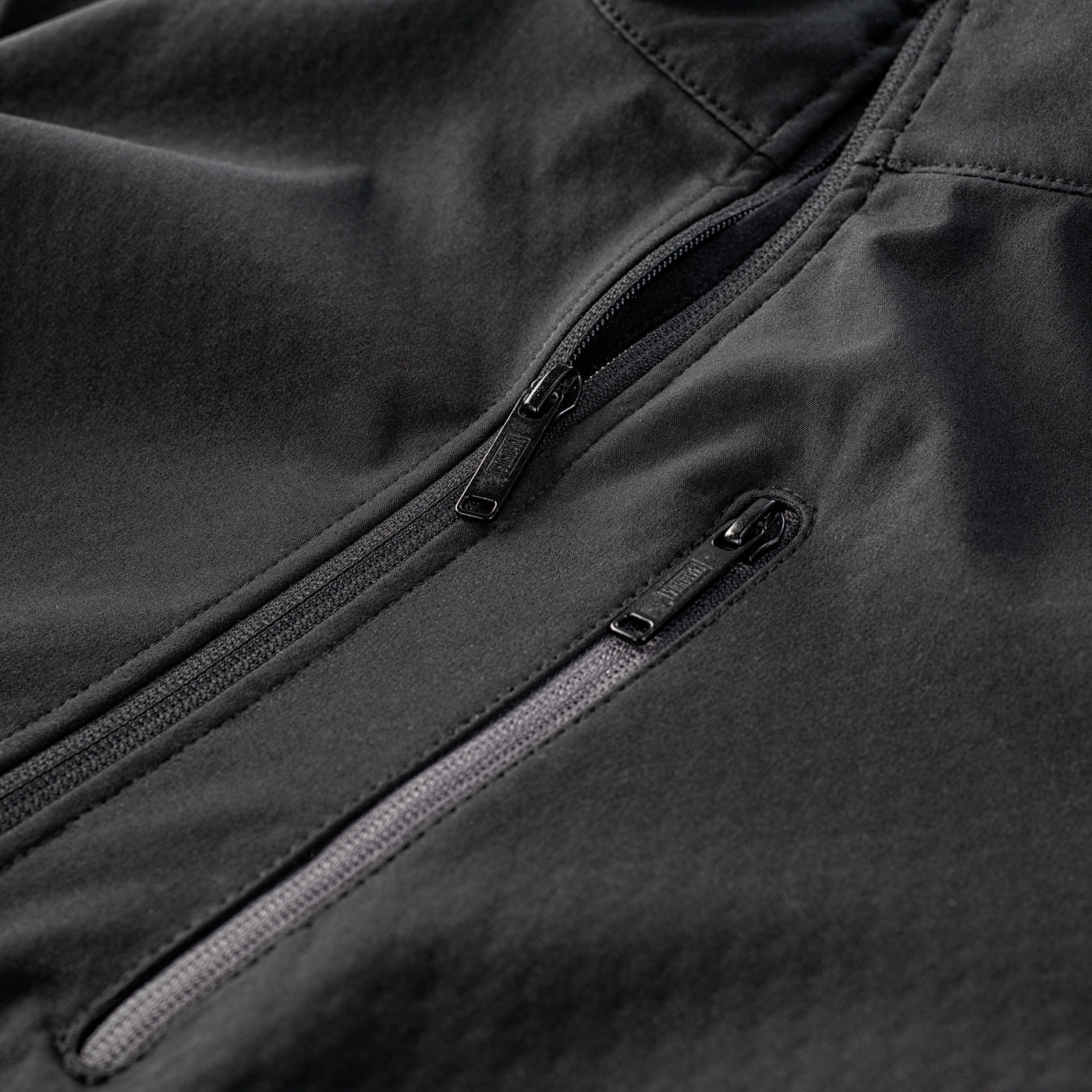 Geacă Softshell MAGNUM DEER 2.0 - Impermeabilă, Respirabilă, 4-Way Stretch - 4
